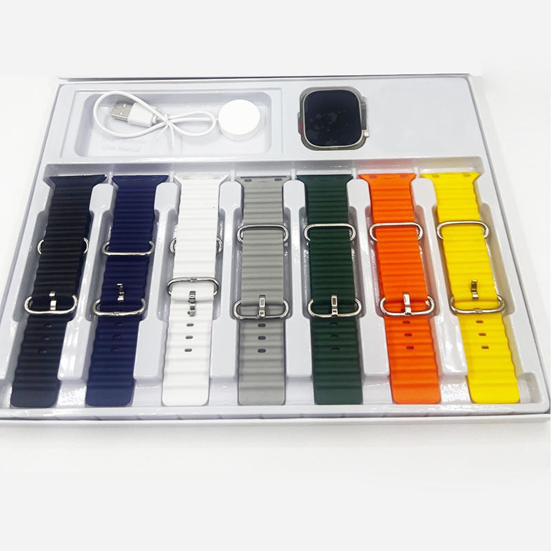 Close-up of TLTM-M900 Smart Watch Display and Fitness Tracking