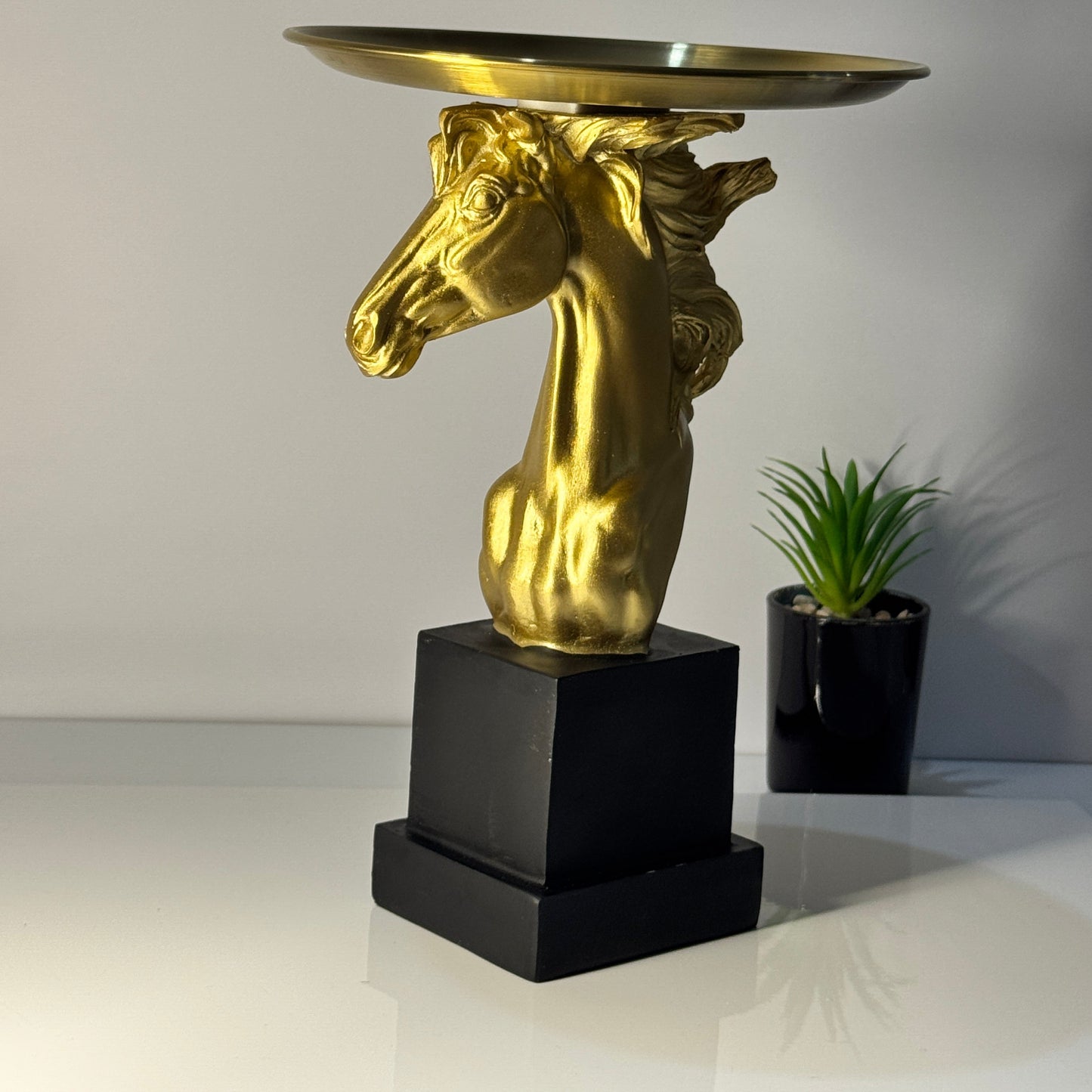 Elegant Gold Horse Figurine – Decorative Sculpture for Home & Office | Tech Car Home Pakistan