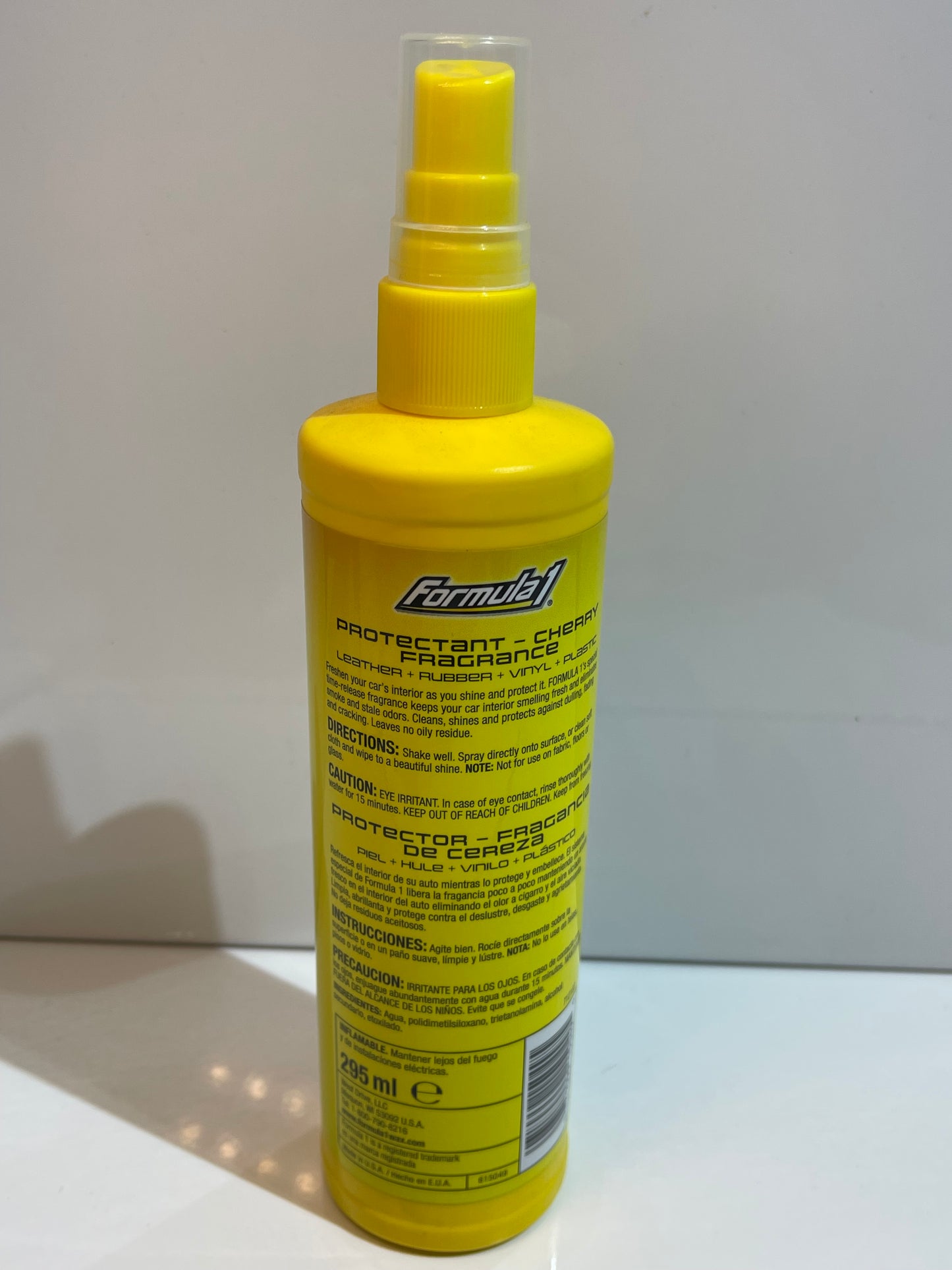 Formula 1 Dashboard & Door Polish – Interior Shine & Protection