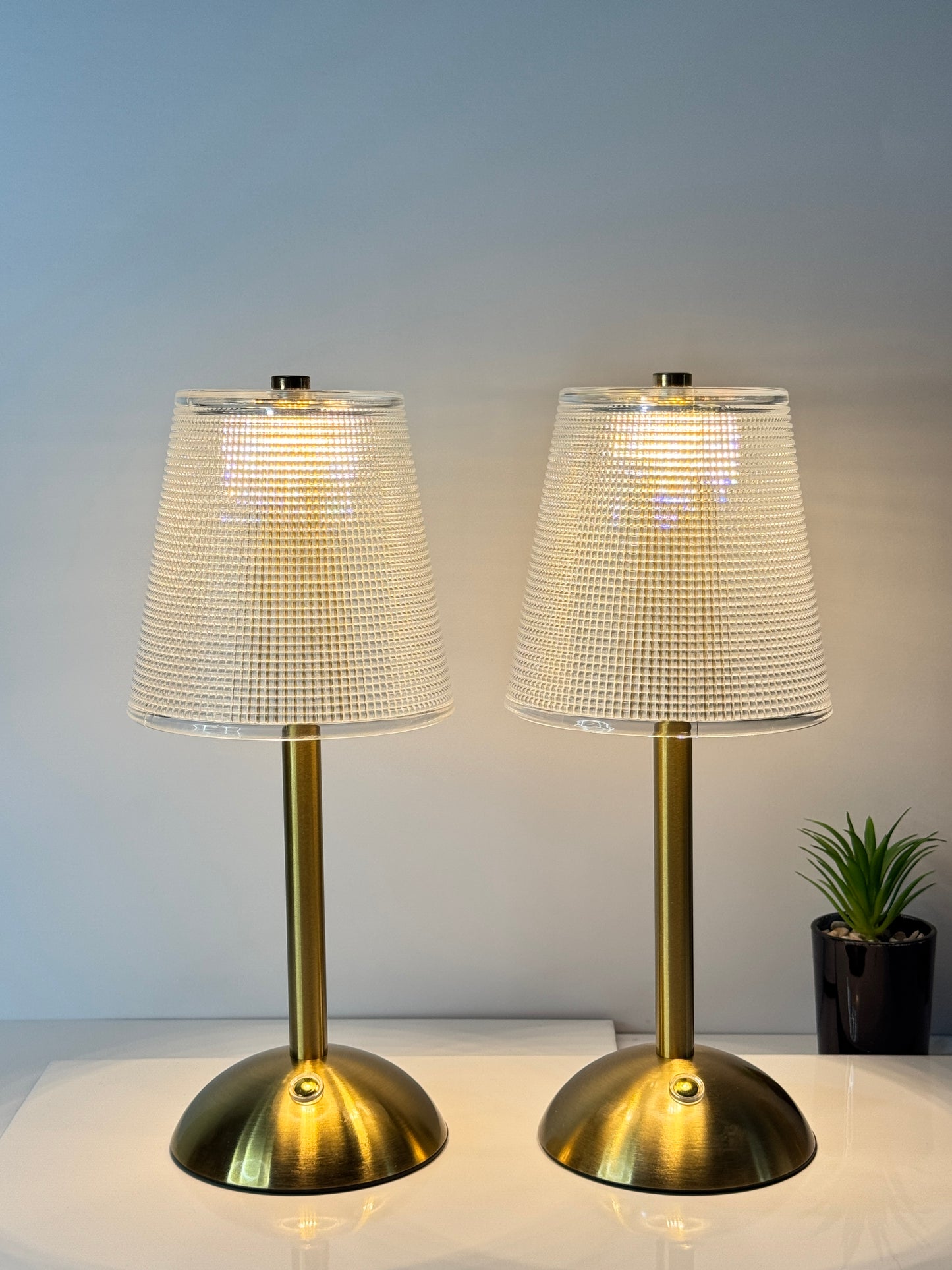 Nordic Style Rechargeable Table Lamp – 3-Color Dimmable LED Light with Touch Control | TechCarHome.