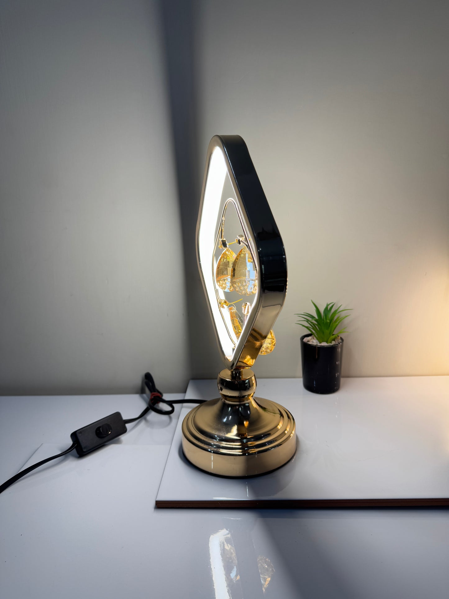 Radiant Crystal Square Lamp – Adjustable Lighting