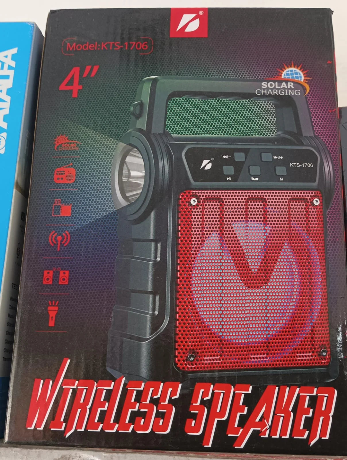 Solar Charging MP3 Player with Flashlight and Loud Speaker